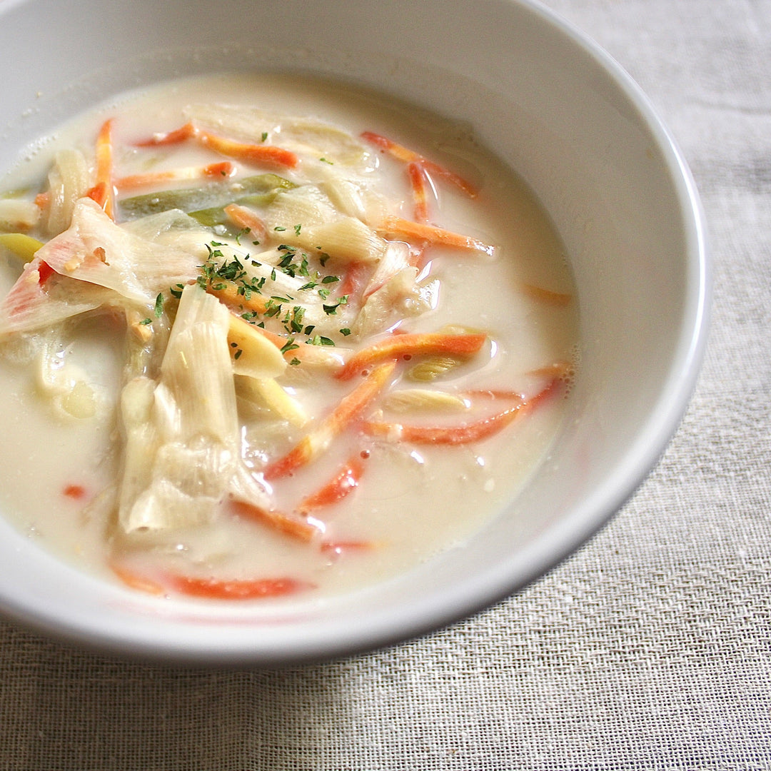 野菜たっぷりの豆乳味噌スープ - OYAOYA