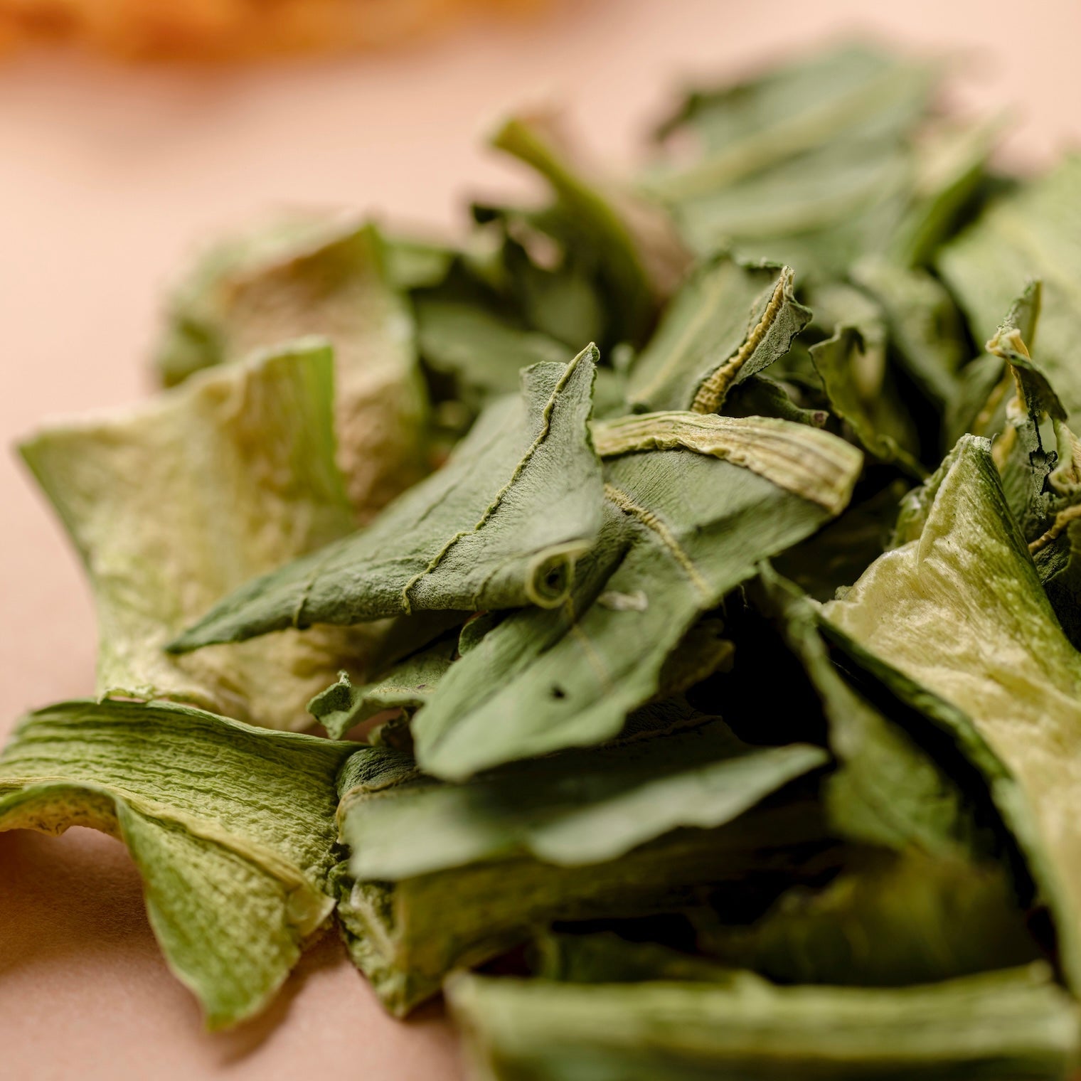 国産乾燥小松菜（京都府産）｜乾燥野菜専門ブランドOYAOYA | 乾燥野菜